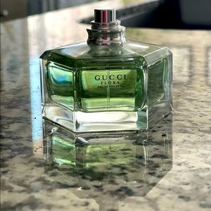 Gucci Flora 2.5oz. Eau de Parfum II
